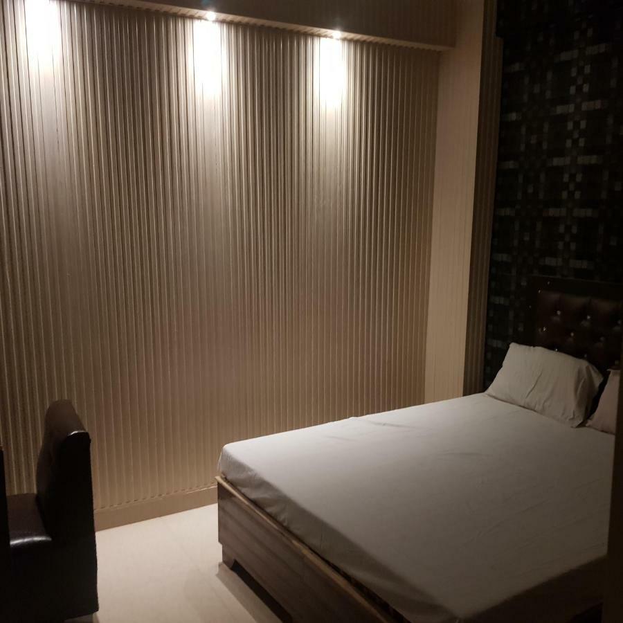 Hotel Varanasi Ganges Exterior photo